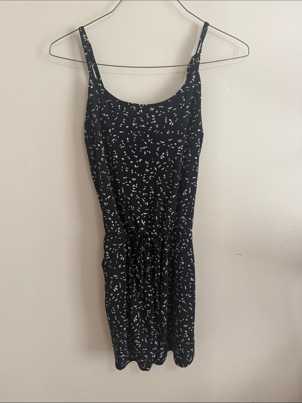 Black & White Printed Spaghetti-Strap Drawstring Romper w/ Pockets